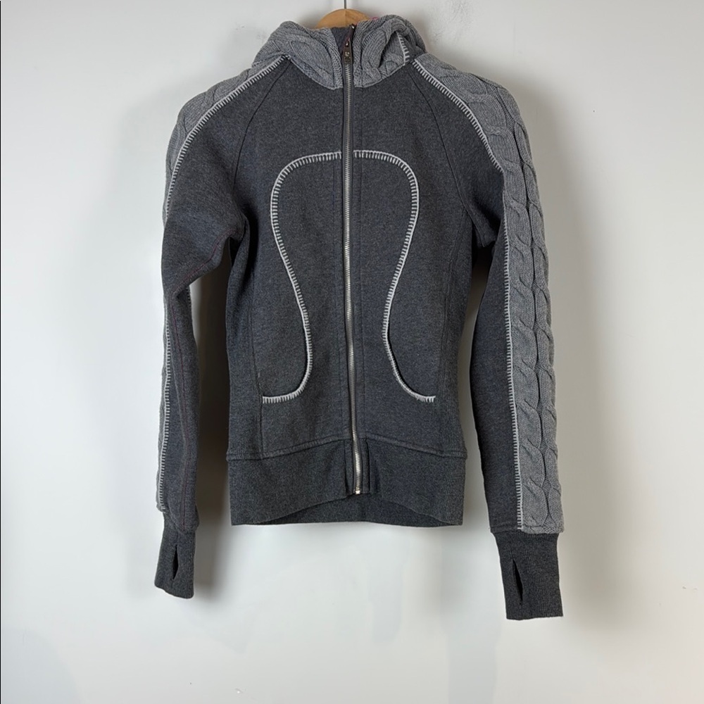 Lululemon Scuba Jacket Hoodie Sweater Fleece Cable Knit Full Zip Gray Size 2